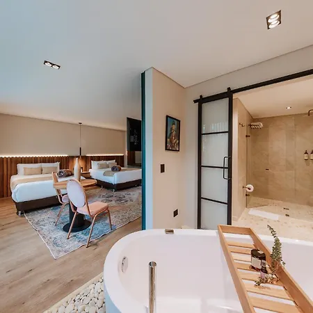 1616 Hotel-2