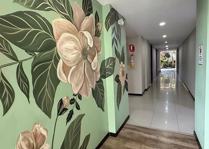Greenview Medellin By St Hoteles